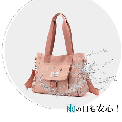 【お洒落なショルダーバッグ】大容量！見た目だけじゃない 機能性もバッチリ！雨の日も安心！