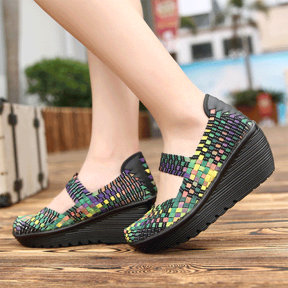 【ウェッジソールシューズ】ゴム紐で編んだアッパー、伸縮性?通気性両立、メッシュ中敷き、吸汗速乾、足の甲にぴったりフィット、カラバリ豊富